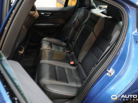 2021 Volvo S60 T5 R-Design