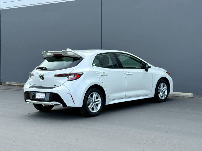 2020 Toyota Corolla Hatchback SE