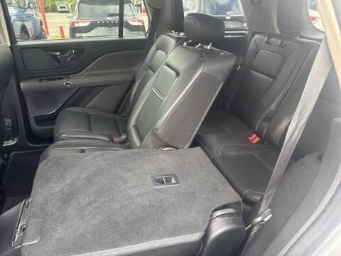 2021 Lincoln Aviator Standard