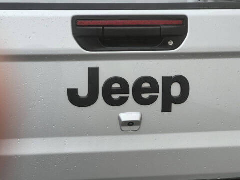 2022 Jeep Gladiator Sport