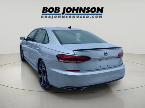 2020 Volkswagen Passat R-Line