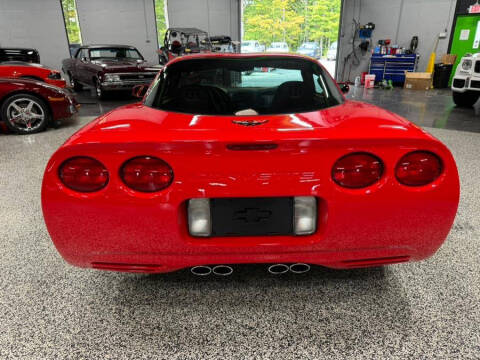 2004 Chevrolet Corvette