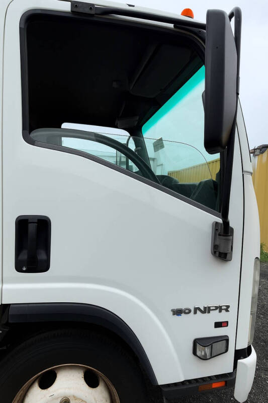 2015 Isuzu NPR
