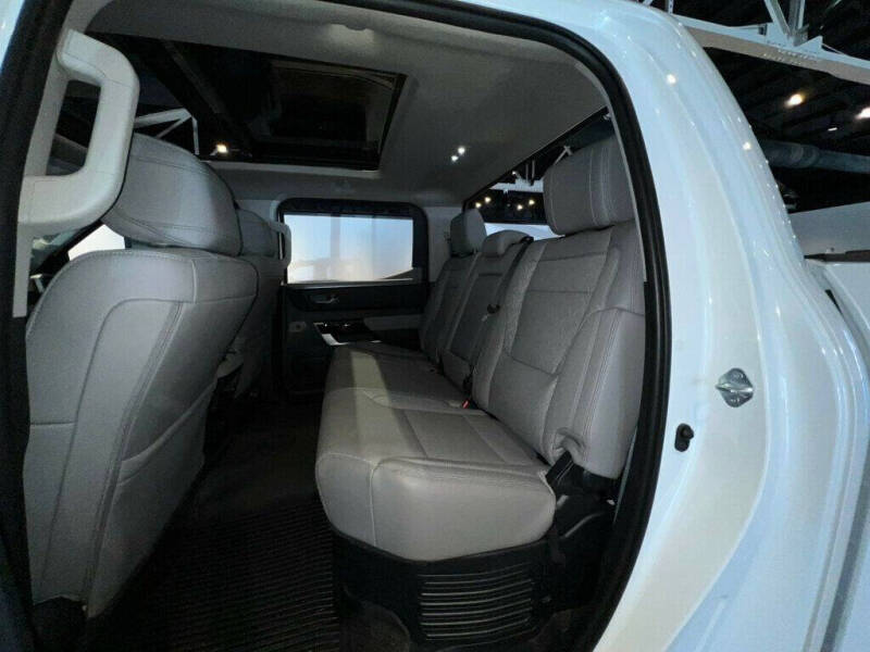 2024 Toyota Tundra Limited HV