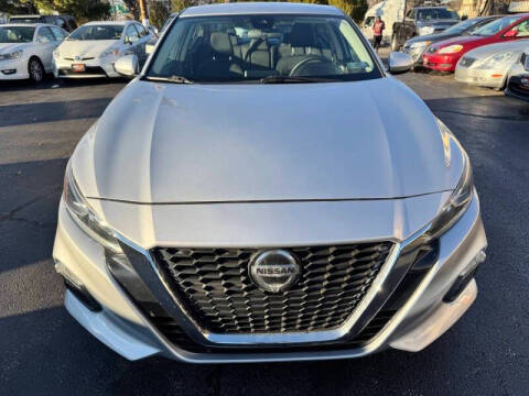 2022 Nissan Altima 2.5 S