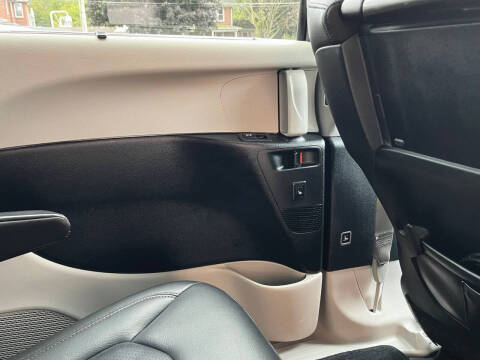 2017 Chrysler Pacifica Touring-L Plus