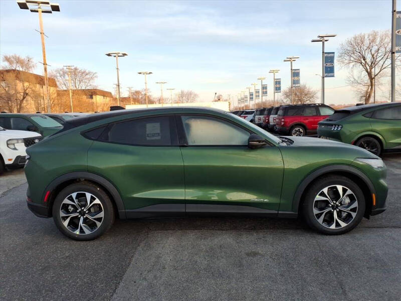 2025 Ford Mustang Mach-E Select