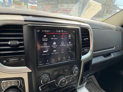 2018 RAM 1500 SLT