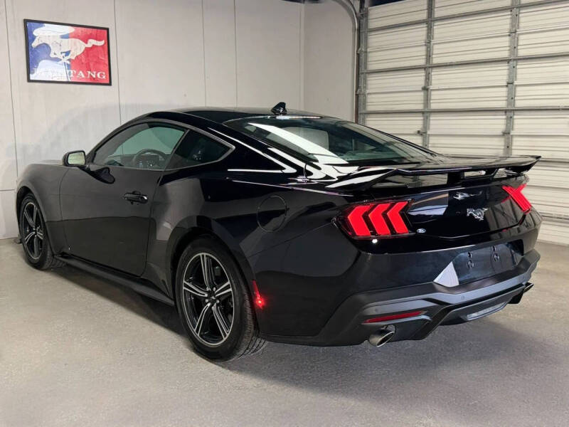 2025 Ford Mustang