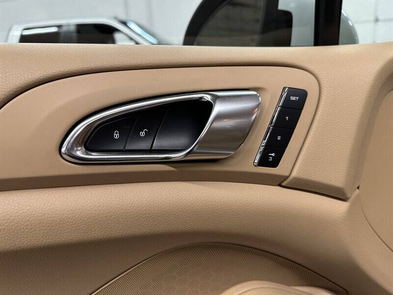2014 Porsche Cayenne