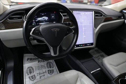 2015 Tesla Model S