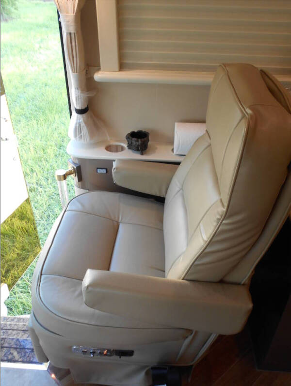 2000 Prevost XL HD 4060