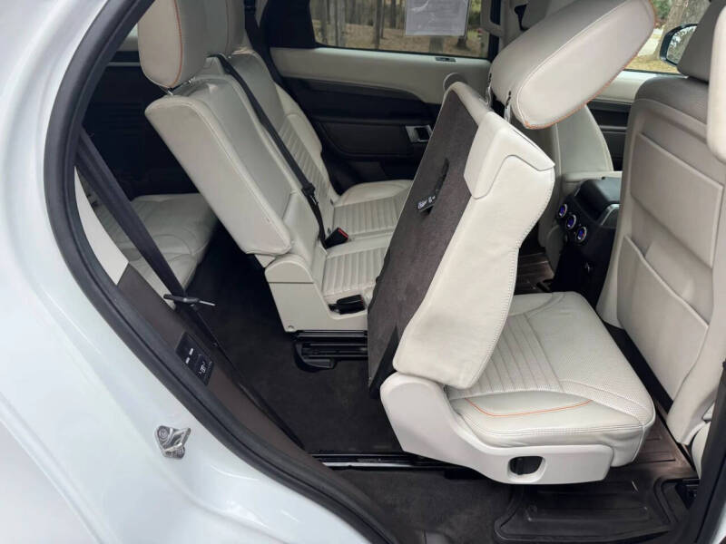 2017 Land Rover Discovery HSE Luxury