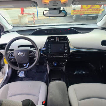 2020 Toyota Prius LE