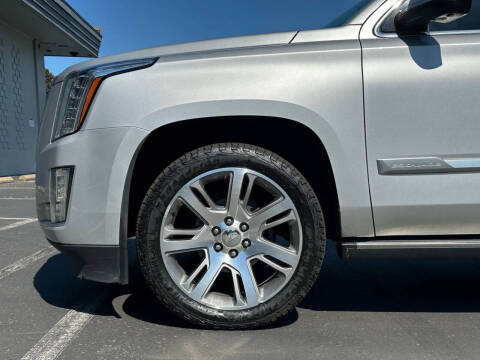 2016 Cadillac Escalade ESV Premium Collection