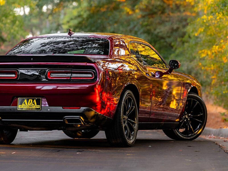 2018 Dodge Challenger SXT Plus