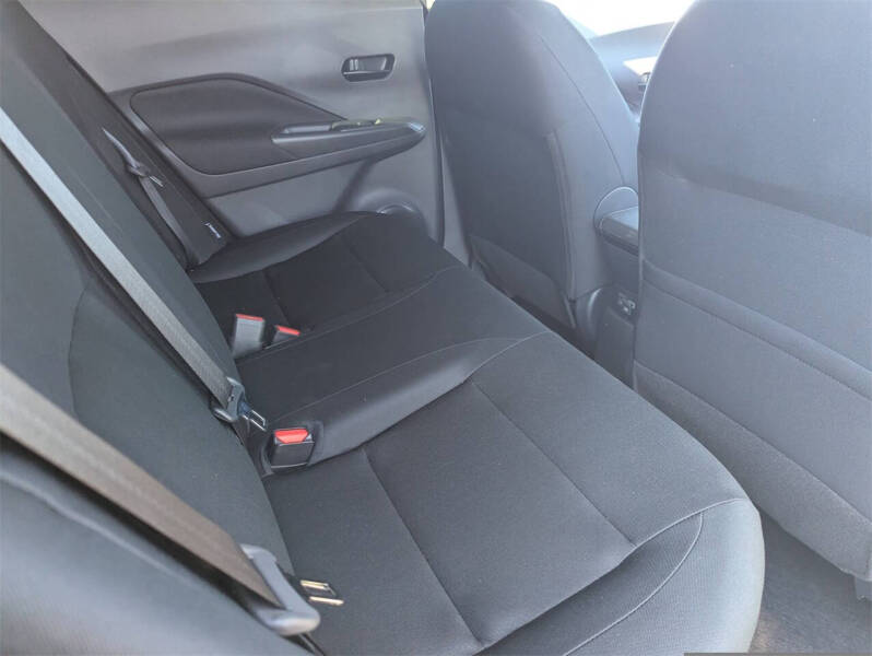 2025 Nissan Kicks Play S