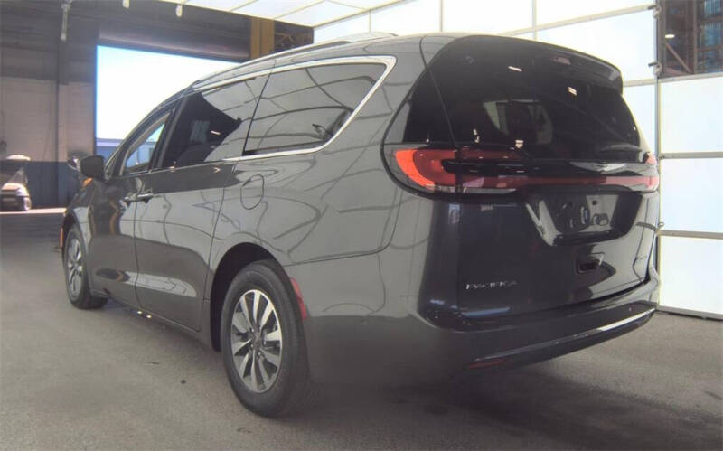 2021 Chrysler Pacifica Hybrid Touring L