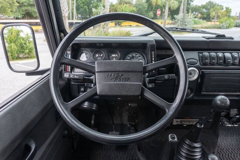 1991 Land Rover Defender