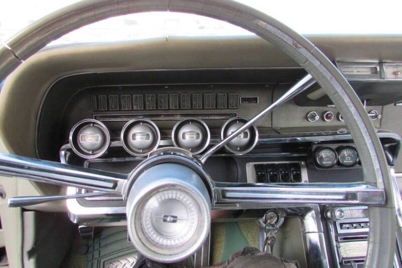 1966 Ford Thunderbird