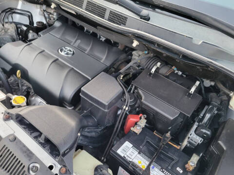 2015 Toyota Sienna XLE 8-Passenger