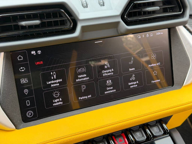 2025 Lamborghini Urus SE