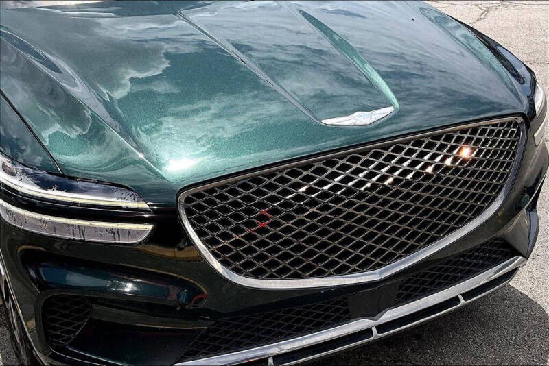 2022 Genesis GV70 2.5T Standard
