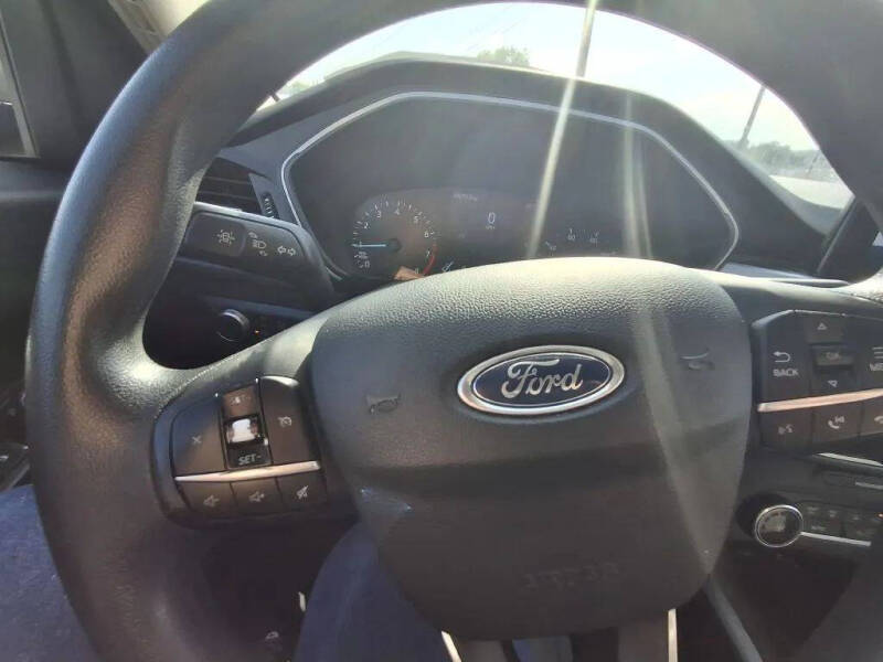 2020 Ford Escape SE