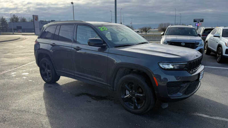 2023 Jeep Grand Cherokee Altitude
