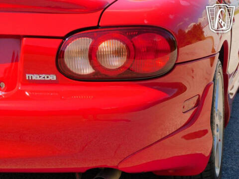 2002 Mazda MX-5 Miata LS