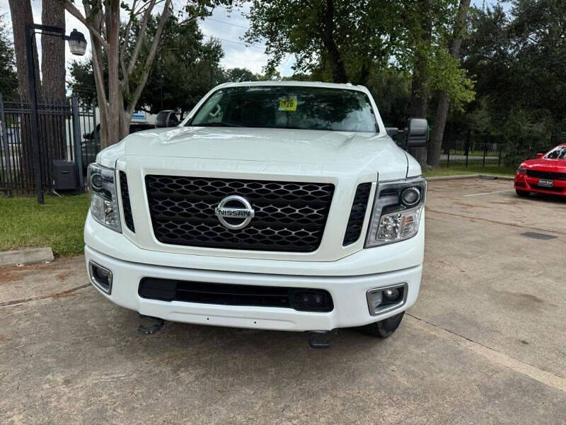 2017 Nissan Titan PRO-4X