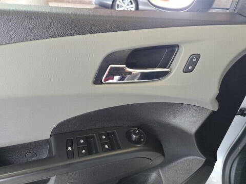 2014 Chevrolet Sonic LT Auto