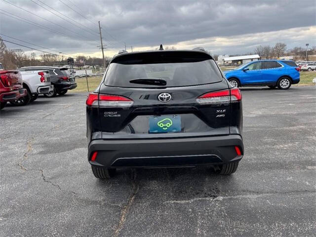 2024 Toyota Corolla Cross XLE