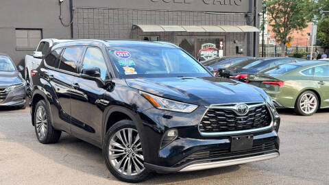 2020 Toyota Highlander Platinum