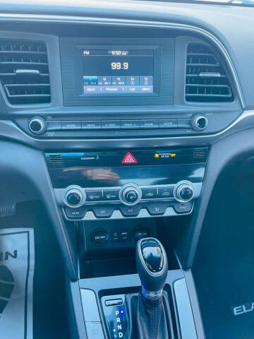 2020 Hyundai Elantra