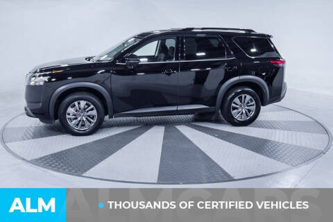 2025 Nissan Pathfinder SV