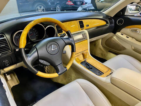 2005 Lexus SC 430
