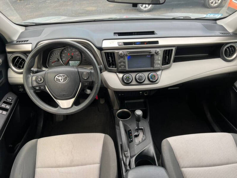 2013 Toyota RAV4 LE