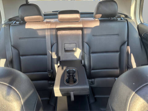 2018 Volkswagen Golf TSI SE