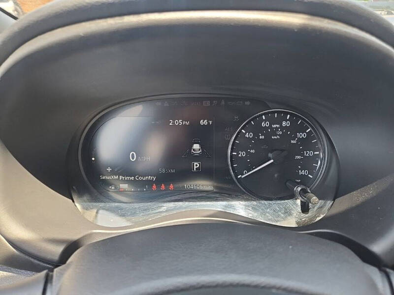 2024 Nissan Kicks SR