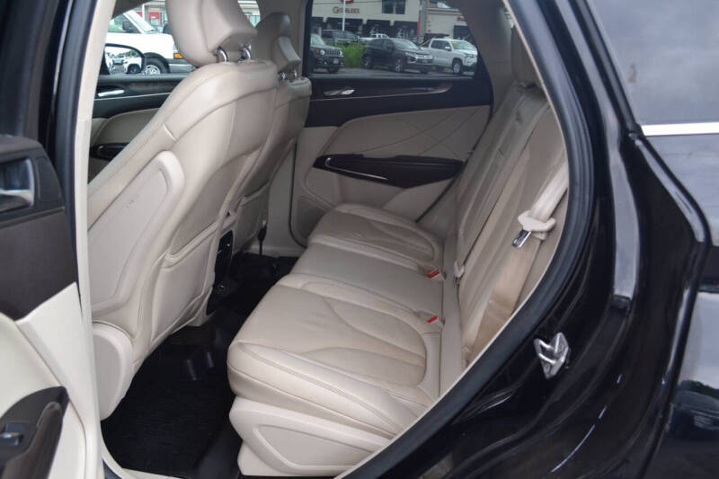 2017 Lincoln MKC Reserve