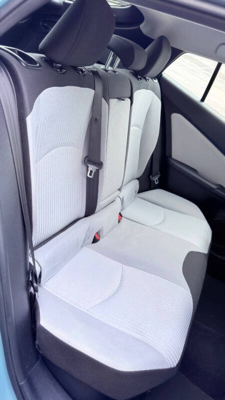 2016 Toyota Prius Two