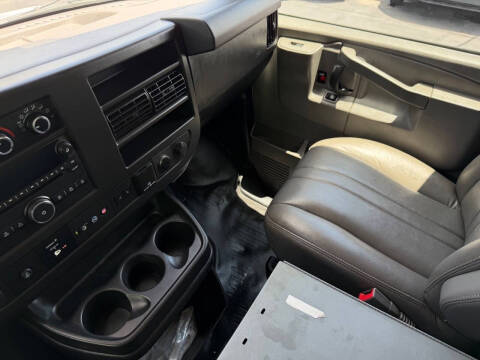 2020 Chevrolet Express 3500