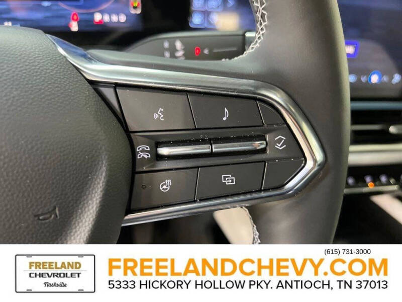 2025 Chevrolet Equinox EV LT 2