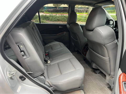 2005 Acura MDX Touring w/Navi