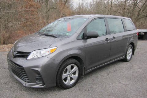 2018 Toyota Sienna for sale at K & R Auto Sales,Inc in Quakertown PA