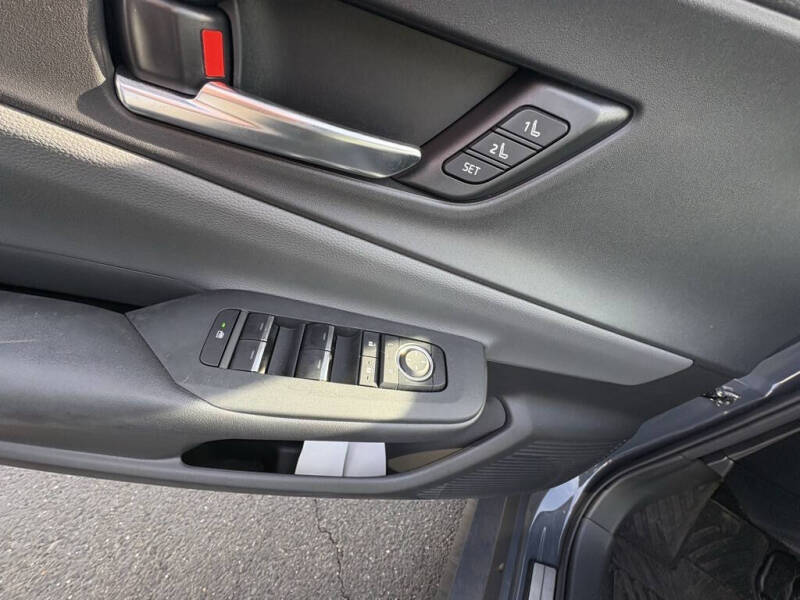 2023 Toyota Prius Limited