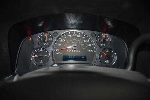 2025 Chevrolet Express 2500