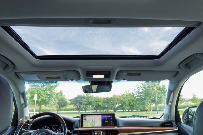 2018 Lexus LX 570 Three-Row