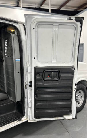 2019 Chevrolet Express 2500